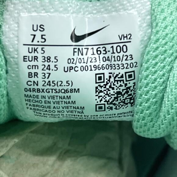 Nike Air Max SC Running Shoes Women Size 7.5 White Mint Green Comfort Sneakers - Picture 8 of 8